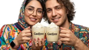 زوج خوش پوش و وایت چاکلت خامه ای